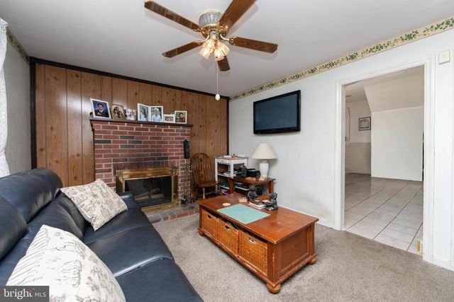 136 LINCOLN AVENUE, West Collingswood Heights, NJ 08059