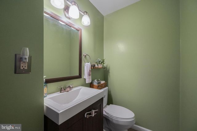 143 GRAND DR, Taneytown, MD 21787