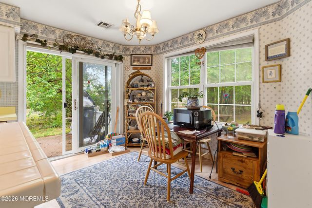 2289 Mount Hood Lane, Toms River, NJ 08753