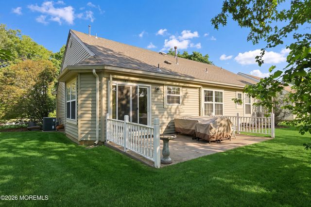 2289 Mount Hood Lane, Toms River, NJ 08753