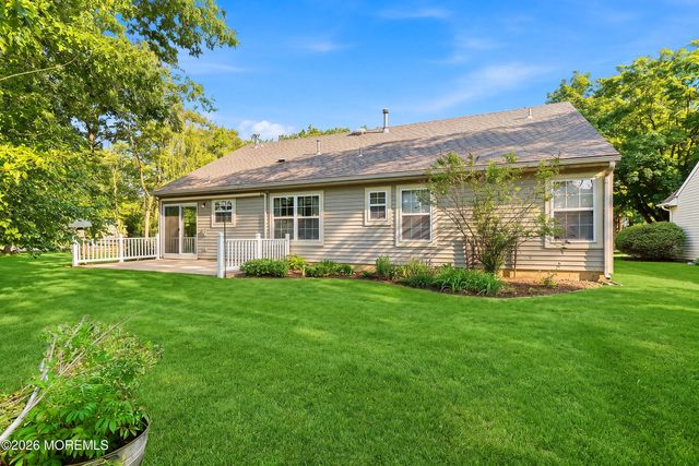 2289 Mount Hood Lane, Toms River, NJ 08753