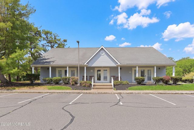 2289 Mount Hood Lane, Toms River, NJ 08753