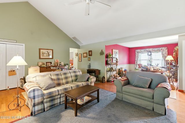 2289 Mount Hood Lane, Toms River, NJ 08753