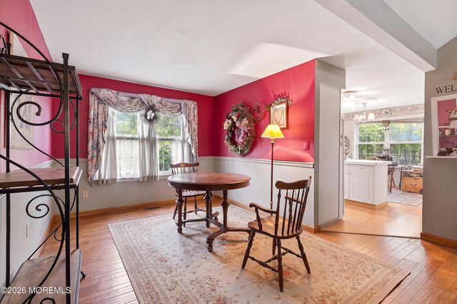 2289 Mount Hood Lane, Toms River, NJ 08753