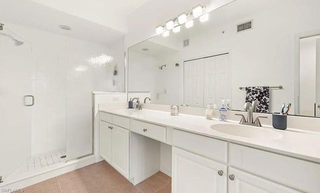 1315 Henley ST 1006, Naples, FL 34105
