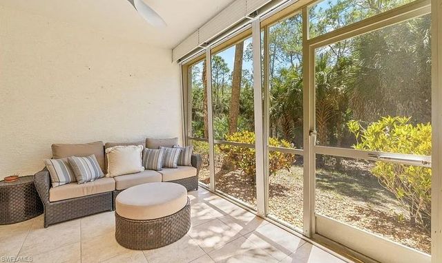 1315 Henley ST 1006, Naples, FL 34105