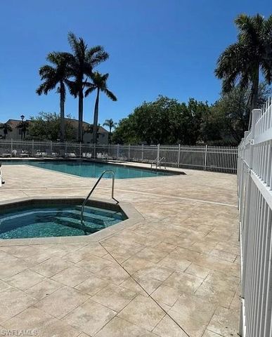 1315 Henley ST 1006, Naples, FL 34105