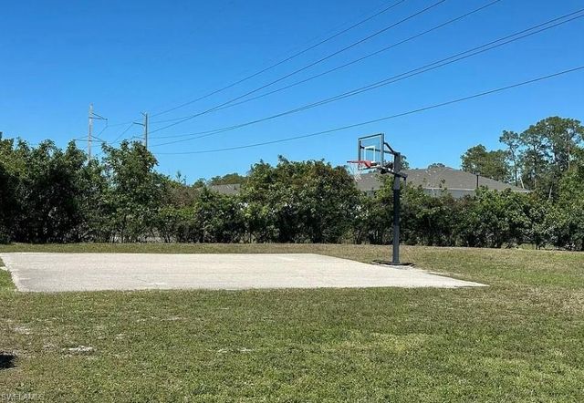 1315 Henley ST 1006, Naples, FL 34105