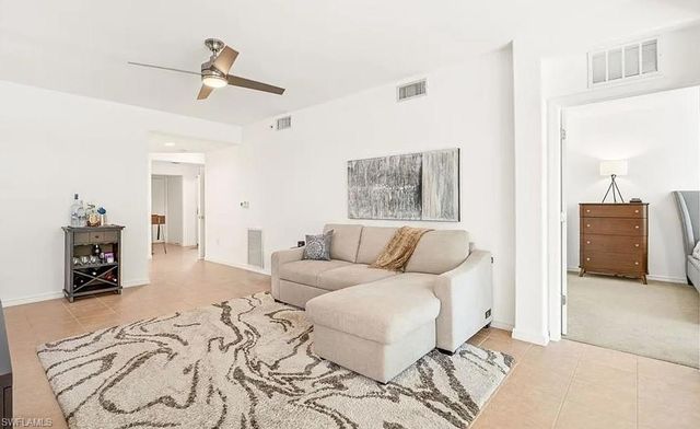 1315 Henley ST 1006, Naples, FL 34105