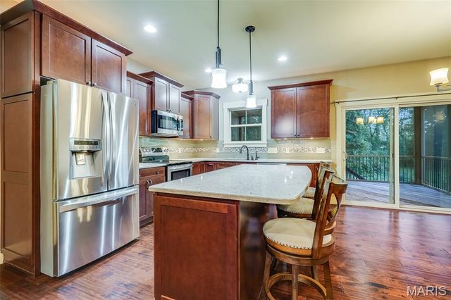 8914 Wheat Drive, Troy, IL 62294