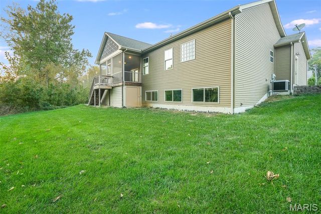8914 Wheat Drive, Troy, IL 62294