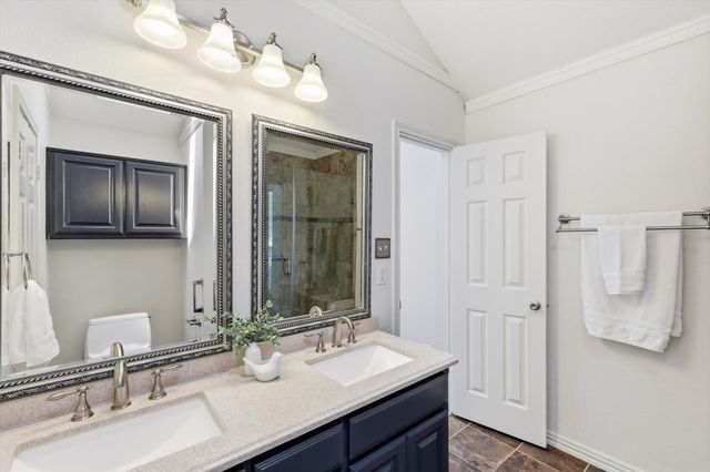 1432 Saint Gallen Lane, Lewisville, TX 75067