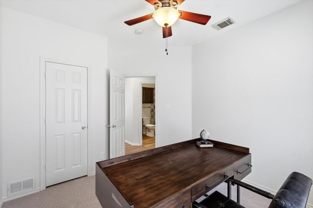 1432 Saint Gallen Lane, Lewisville, TX 75067