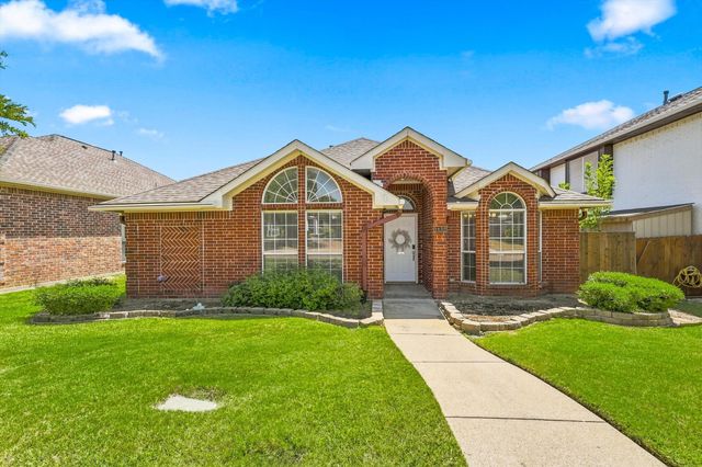 1432 Saint Gallen Lane, Lewisville, TX 75067