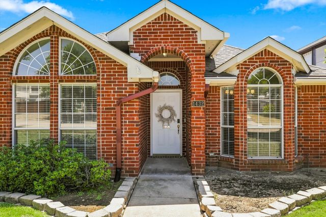 1432 Saint Gallen Lane, Lewisville, TX 75067