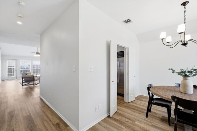 1432 Saint Gallen Lane, Lewisville, TX 75067