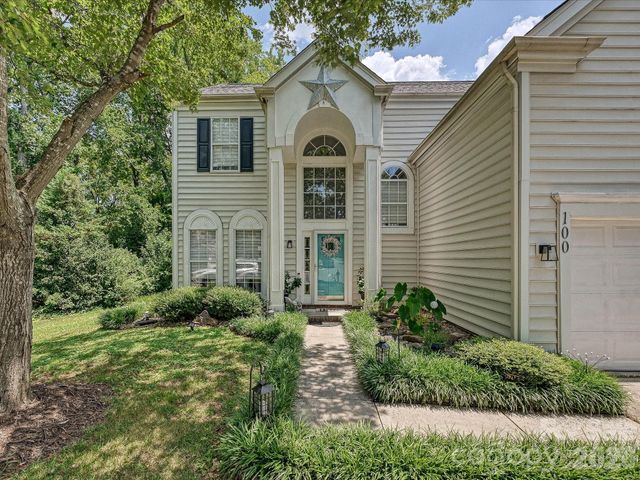 100 Aylesbury Lane, Indian Trail, NC 28079