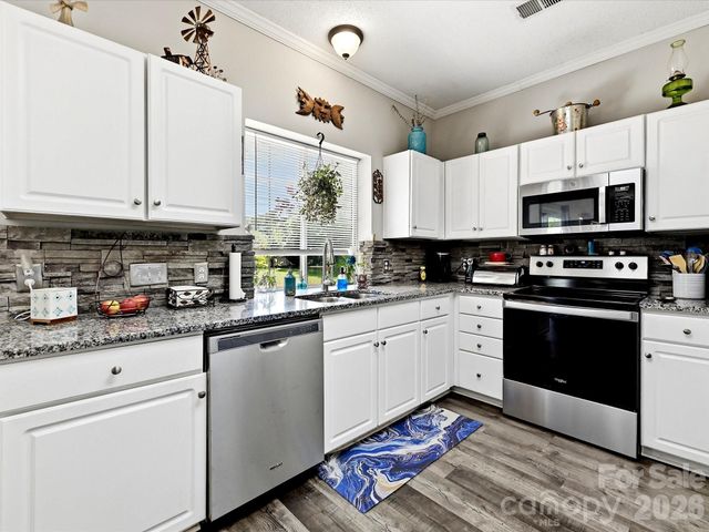 100 Aylesbury Lane, Indian Trail, NC 28079