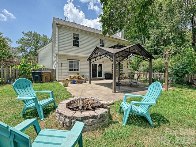 100 Aylesbury Lane, Indian Trail, NC 28079
