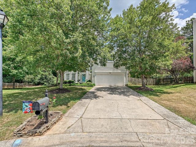 100 Aylesbury Lane, Indian Trail, NC 28079