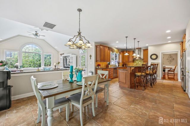 4 Breckenridge Court, Freehold, NJ 07728