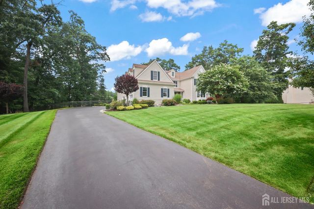 4 Breckenridge Court, Freehold, NJ 07728