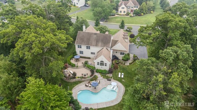 4 Breckenridge Court, Freehold, NJ 07728