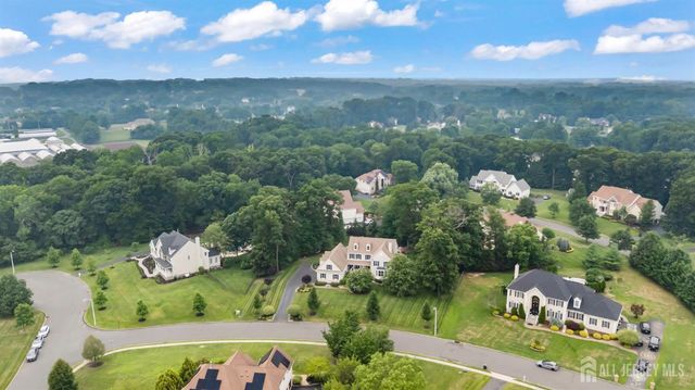 4 Breckenridge Court, Freehold, NJ 07728