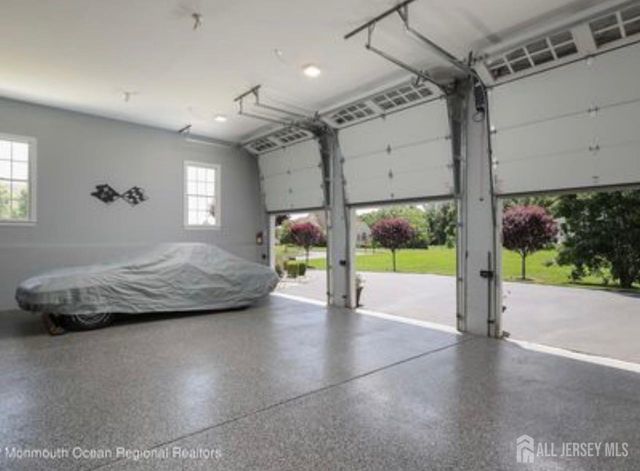 4 Breckenridge Court, Freehold, NJ 07728