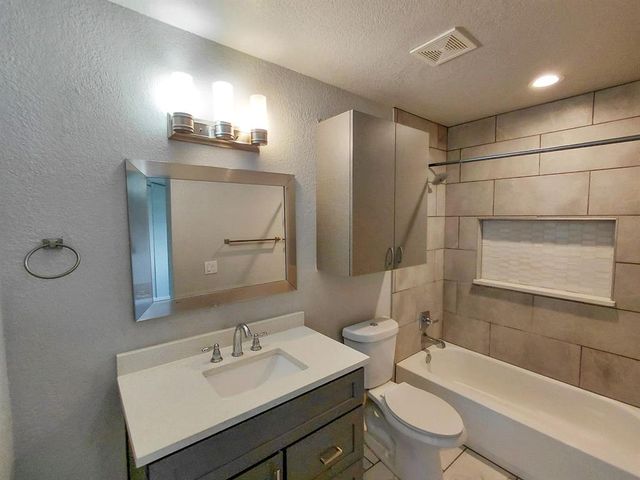 17620 Iron Lane, Edmond, OK 73012