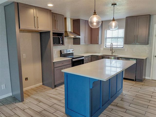 17620 Iron Lane, Edmond, OK 73012