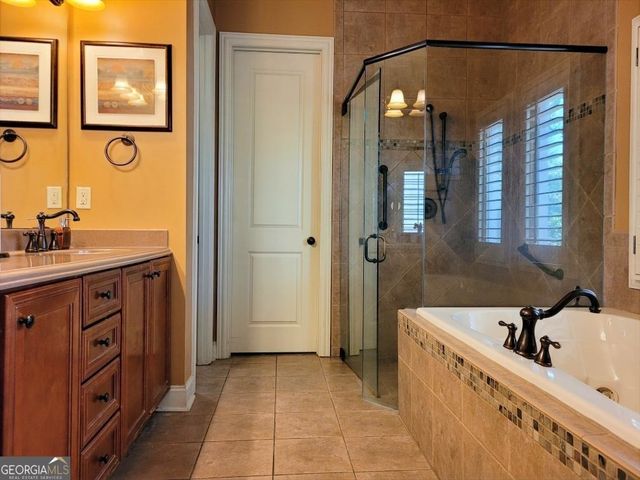 602 Concord Lake Lane SE, Smyrna, GA 30082