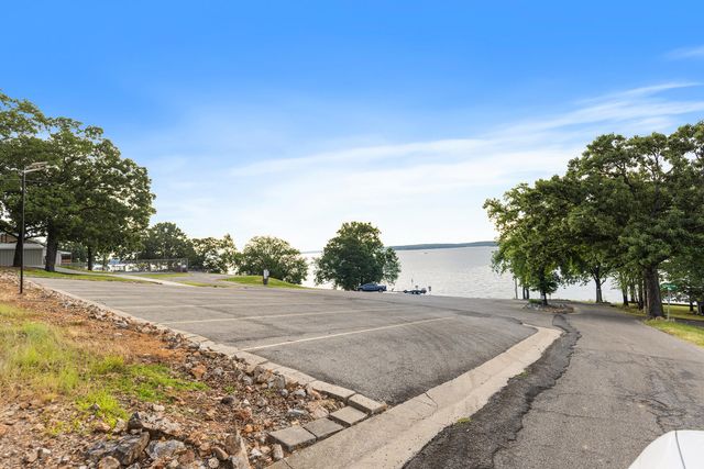 31045 Forrest Drive, Afton, OK 74331