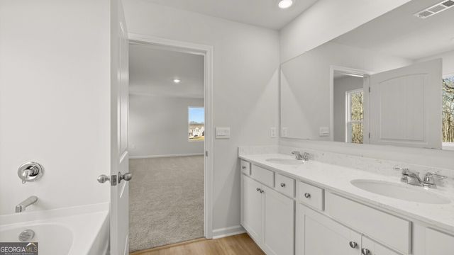 128 King Village, Braselton, GA 30517