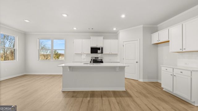 128 King Village, Braselton, GA 30517