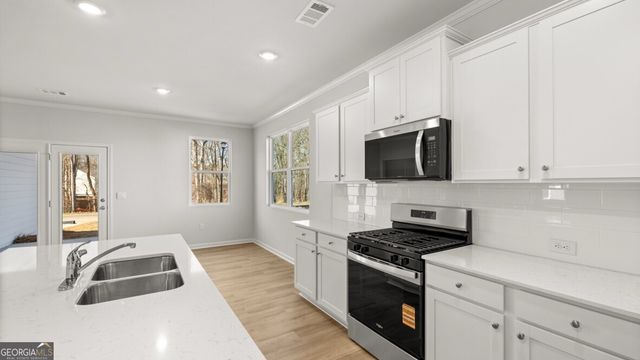 128 King Village, Braselton, GA 30517