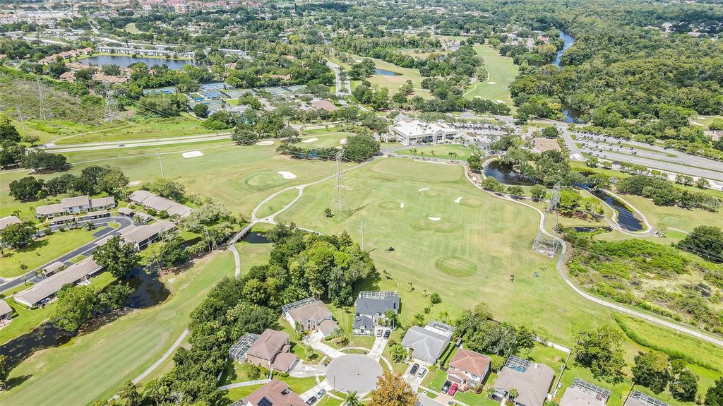 Image 14 of property listing at 4951 AUGUSTA AVENUE, Oldsmar, FL 34677