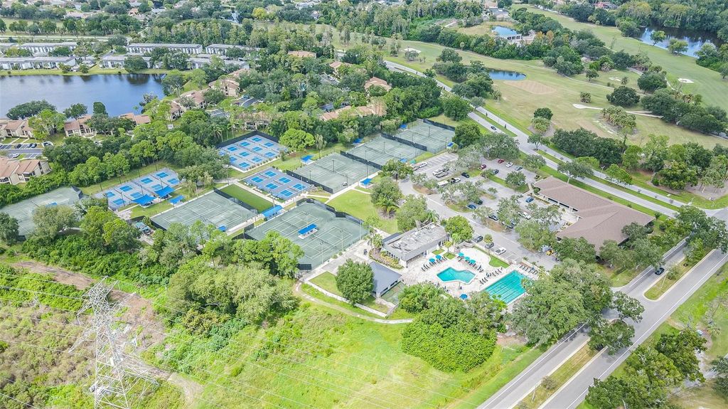 Image 15 of property listing at 4951 AUGUSTA AVENUE, Oldsmar, FL 34677