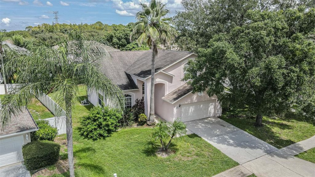 Image 3 of property listing at 4951 AUGUSTA AVENUE, Oldsmar, FL 34677