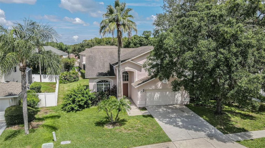 Image 4 of property listing at 4951 AUGUSTA AVENUE, Oldsmar, FL 34677