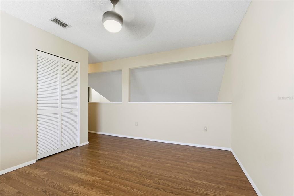 Image 35 of property listing at 4951 AUGUSTA AVENUE, Oldsmar, FL 34677