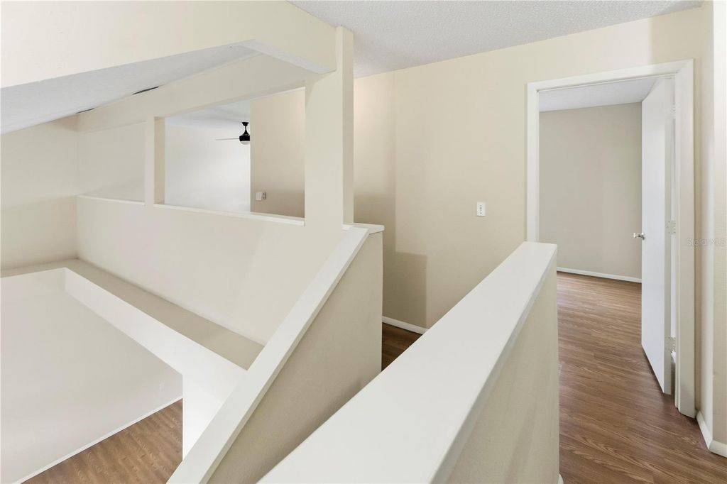 Image 39 of property listing at 4951 AUGUSTA AVENUE, Oldsmar, FL 34677