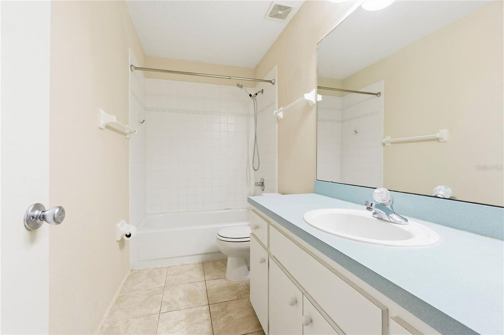 Image 49 of property listing at 4951 AUGUSTA AVENUE, Oldsmar, FL 34677