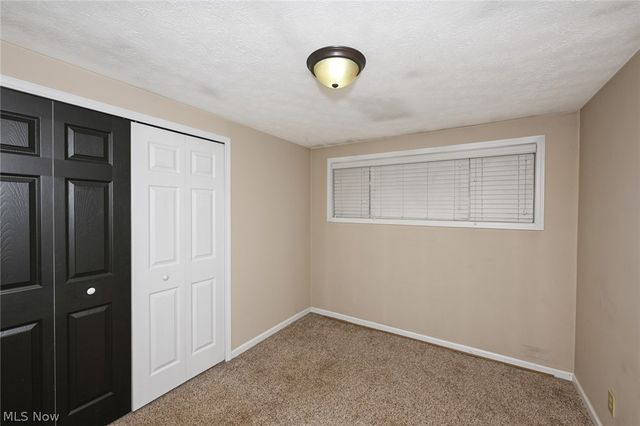 1922 Edgewood Drive, Twinsburg, OH 44087