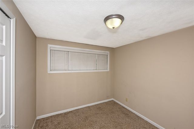 1922 Edgewood Drive, Twinsburg, OH 44087