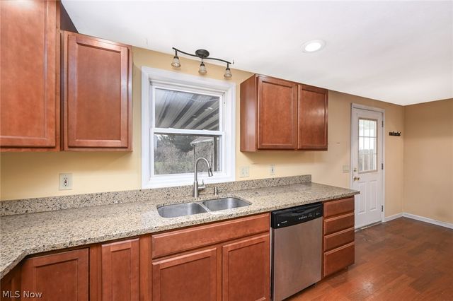 1922 Edgewood Drive, Twinsburg, OH 44087