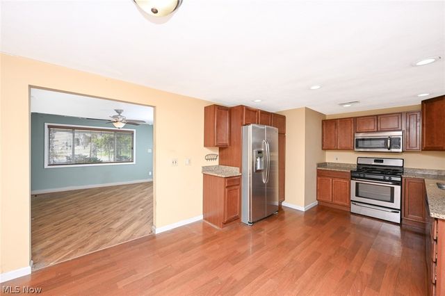 1922 Edgewood Drive, Twinsburg, OH 44087