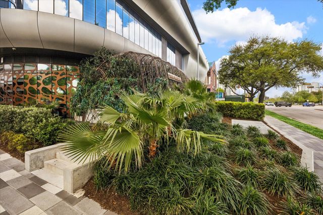 1711 Allen Parkway 2106, Houston, TX 77019