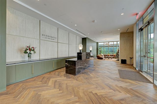 1711 Allen Parkway 2106, Houston, TX 77019