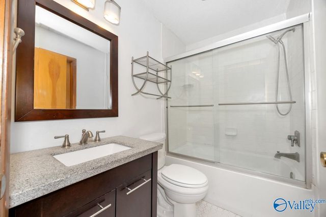 1401 Cass Circle, Huntsville, AL 35801